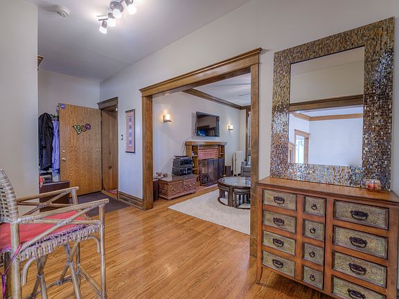 3rd image of 2457 W Eastwood Ave #3