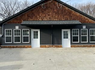 12035 59th St NW, Edmonton, AB T5W3Y1