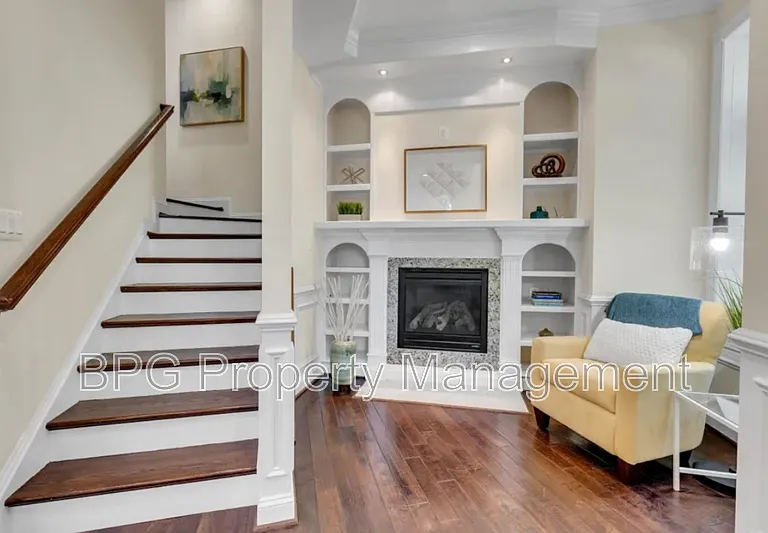 901 N Carolina Ave SE #2 — Photo 5