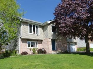 4423 Hale Dr, Decatur, IL 62526