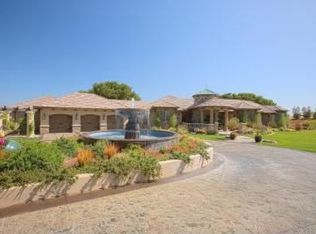 23536 Belmont Cir, Salinas, CA 93908