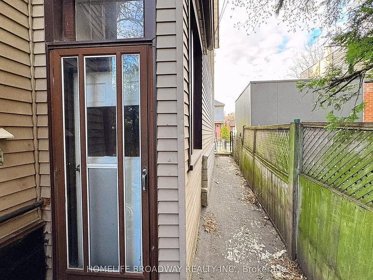 3 Yarmouth Rd — Photo 5
