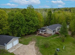 17442 S Crystal Springs Rd, Grand Rapids, MN 55744