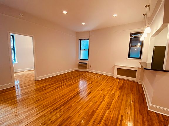 3rd image of 650 Amsterdam Ave APT 3A