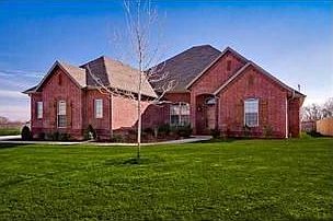1st image of 440 Trailwood Cir