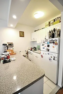 Rented by Keller Williams NYC | media 28