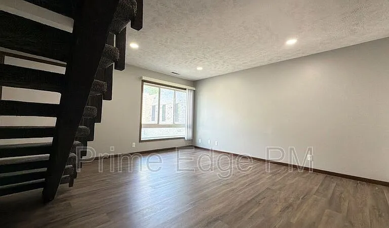 6235 Holdrege St #A-1 — Photo 3