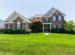 1022 Kiefer Ridge Dr, Ballwin, MO 63021