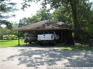 20514 Faust Cir, Springfield, LA 70462