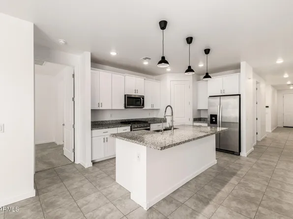 17359 W SUNNYSLOPE Lane, Waddell, AZ 85355