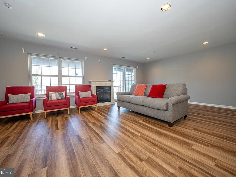 234 Lookout Pl — Photo 24