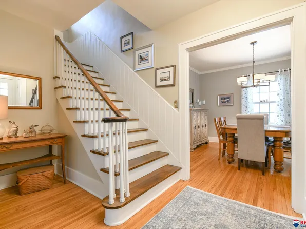 3015 Plymouth Ave, Lincoln, NE 68502