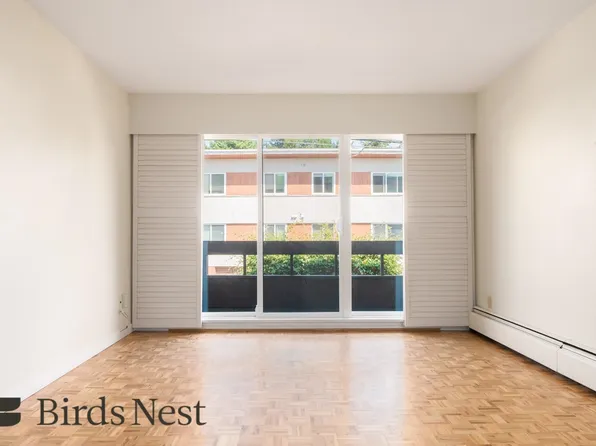 2025 W 2nd Ave #214, Vancouver, BC V6J 1J6