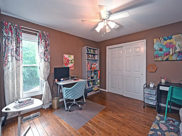12046 Timberlake Dr — Photo 44