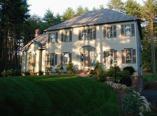 16 Daniel Shays Rd, Hopkinton, MA 01748