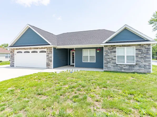 100 S Cooper St, Cairo, MO 65239