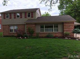 223 E Delwood St, Morton, IL