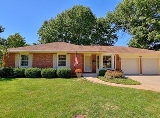 3008 S Hall Rd, Independence, MO 64052