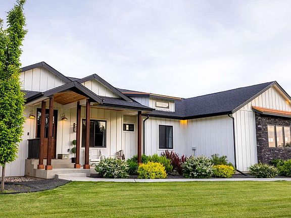 2nd image of 22110 N Creekside Ln