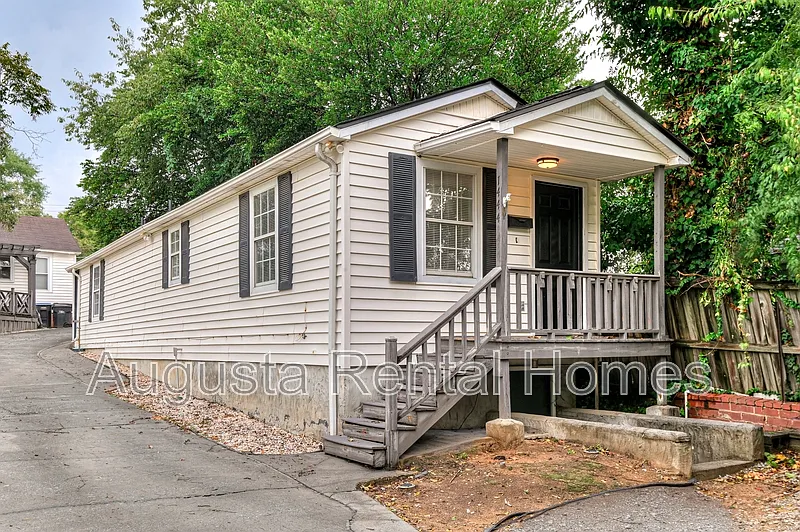 1 bed, 1.0 bath, 667 sqft, $800 — Photo 1