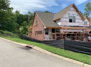 102 Nickolas Cir, Lebanon, TN 37087