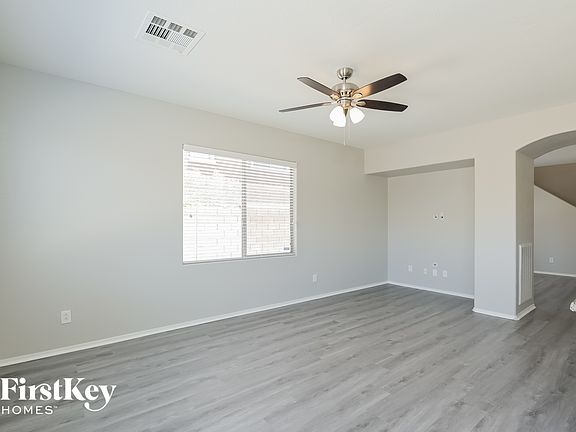 3rd image of 8932 Bandinella Ave