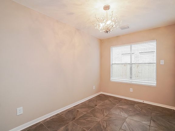5th image of 19563 Maywood Falls Cir