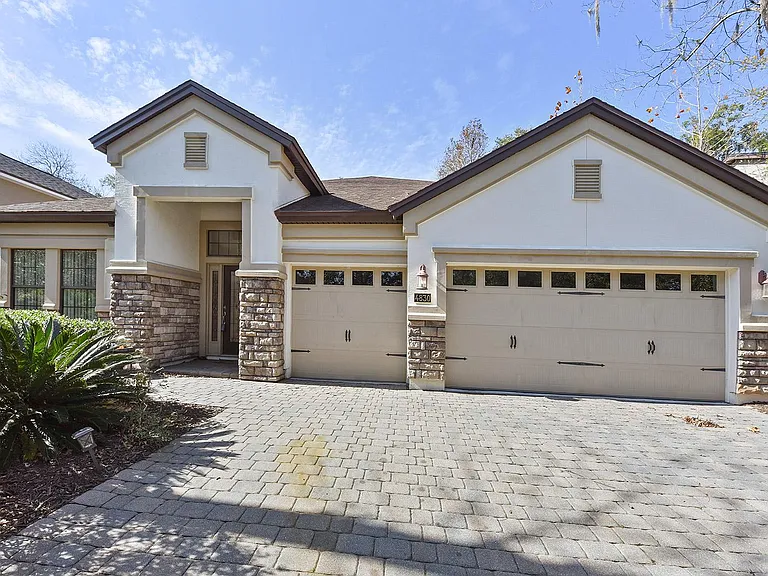 4830 Boat Landing Dr — Photo 1
