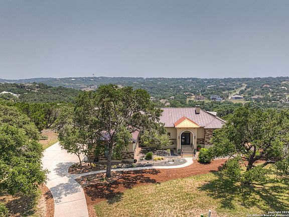 2nd image of 148 Paradise Hills