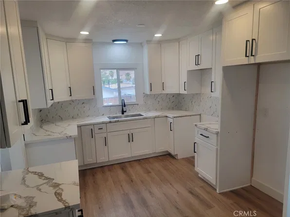 651 W Buena Vista St, Barstow, CA 92311