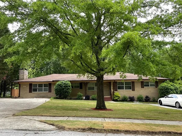 8660 Bowden St, Douglasville, GA 30134