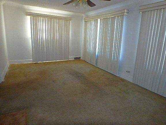 5th image of 8249 S Cornell Ave #1