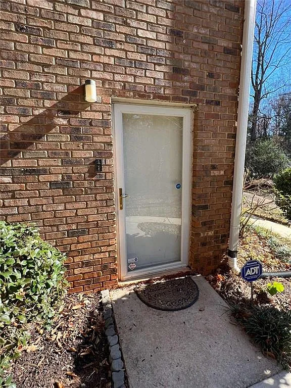 1 bed, 1.5 bath, $1,350 — Photo 1
