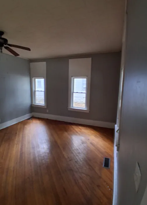 2 bed, 920 sqft, $1,100 — Photo 4