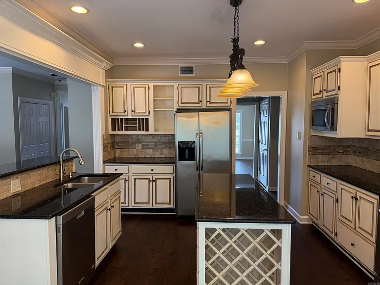 4 Bordeaux Ct — Photo 7