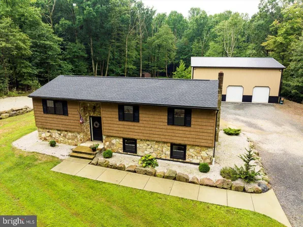 261 Timber Ridge Rd, Morgantown, PA 19543