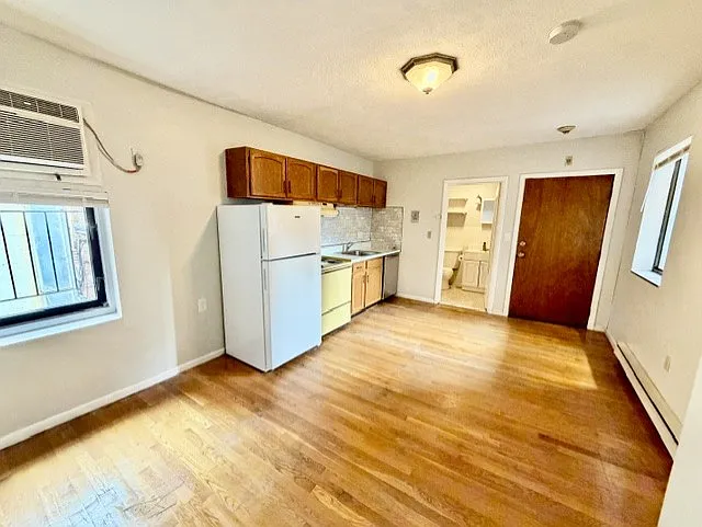 59 Salem St #3F — Photo 3