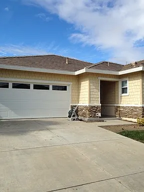3950 Arrowhead St photo 1