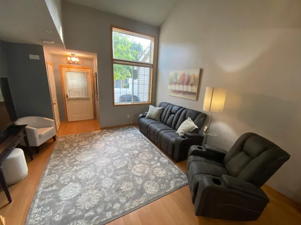 6447 Lakota Trl, Lino Lakes, MN 55014
