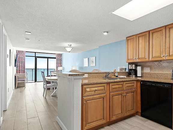 4th image of 4800 S Ocean Blvd. #802