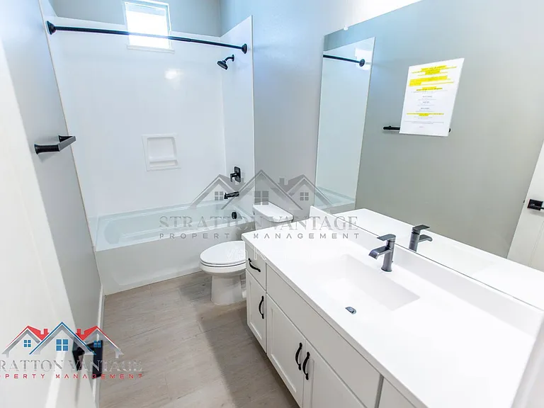 15075 W McKinley St — Photo 36