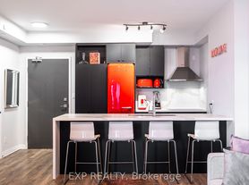 2 Adam Sellers St