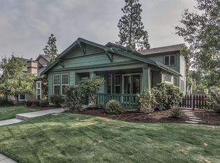 61554 Devils Lake Dr, Bend, OR 97702