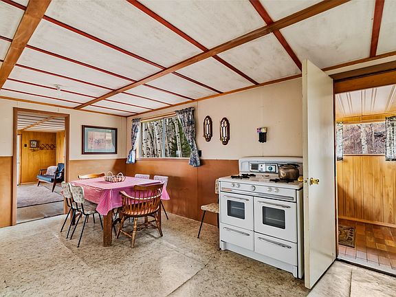 2nd image of 26 Meadow Drive