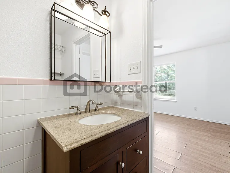 3400 Wayside Ave — Photo 32
