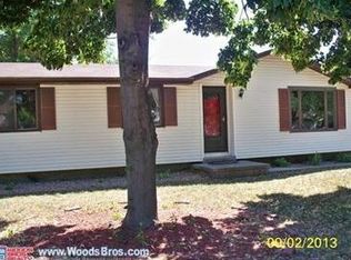 403 Strickler St, Waco, NE 68460
