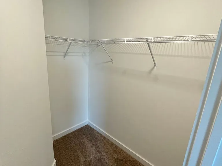 282 Shiloh Creek Dr — Photo 35