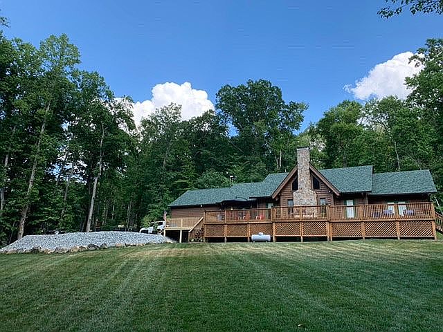2nd image of 732 Stoney Creek Mountain Rd