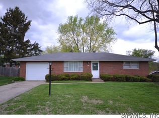903 Karen St, Collinsville, IL 62234