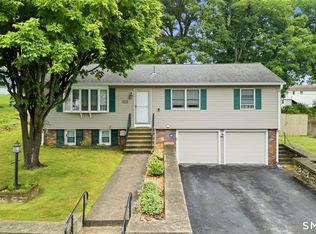 80 Fieldstone Road, Waterbury, CT 06704